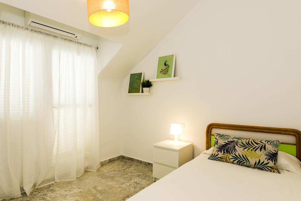 Weforyou Real Del Tivoli Two Rooms Benalmádena Eksteriør billede