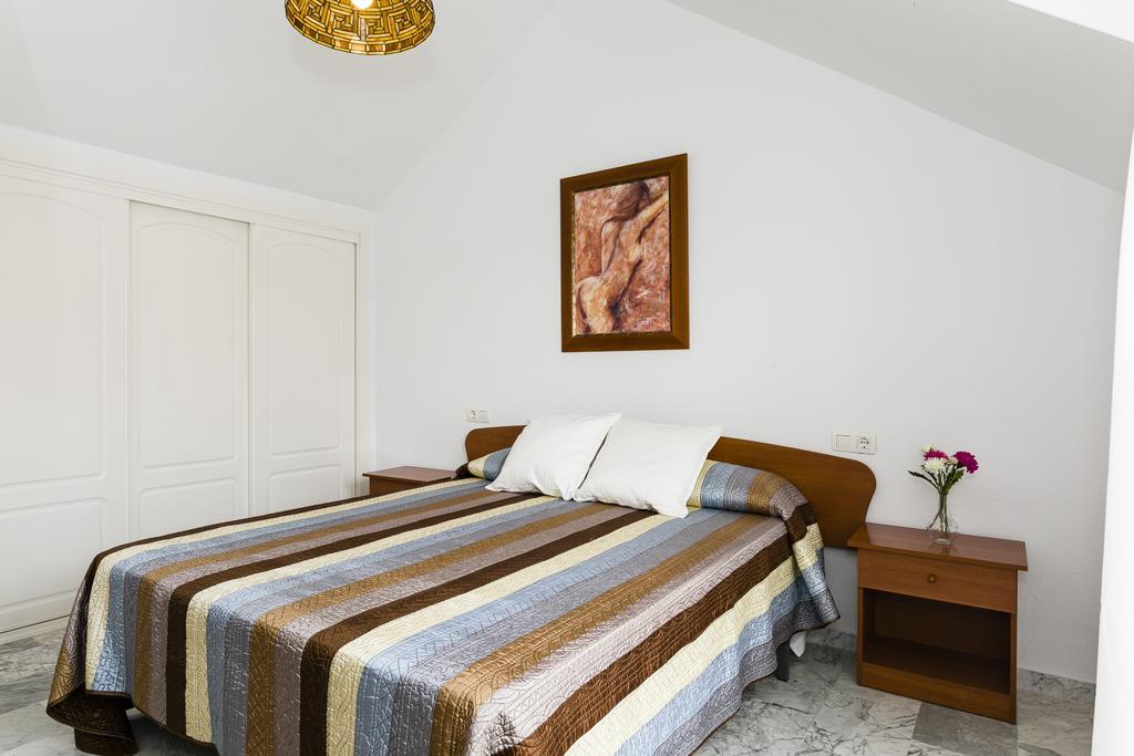 Weforyou Real Del Tivoli Two Rooms Benalmádena Eksteriør billede