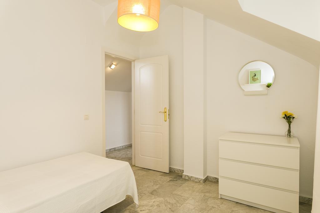 Weforyou Real Del Tivoli Two Rooms Benalmádena Eksteriør billede